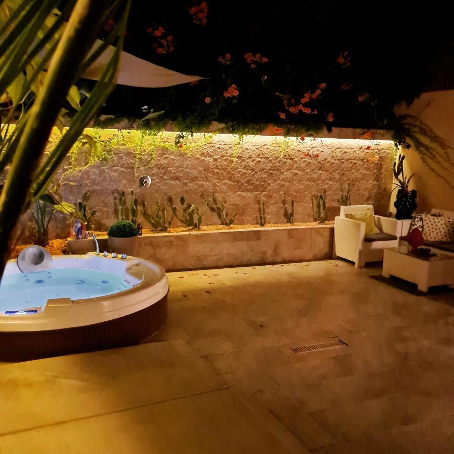 아치카스텔로 Sicitaly B&B 외부 사진
